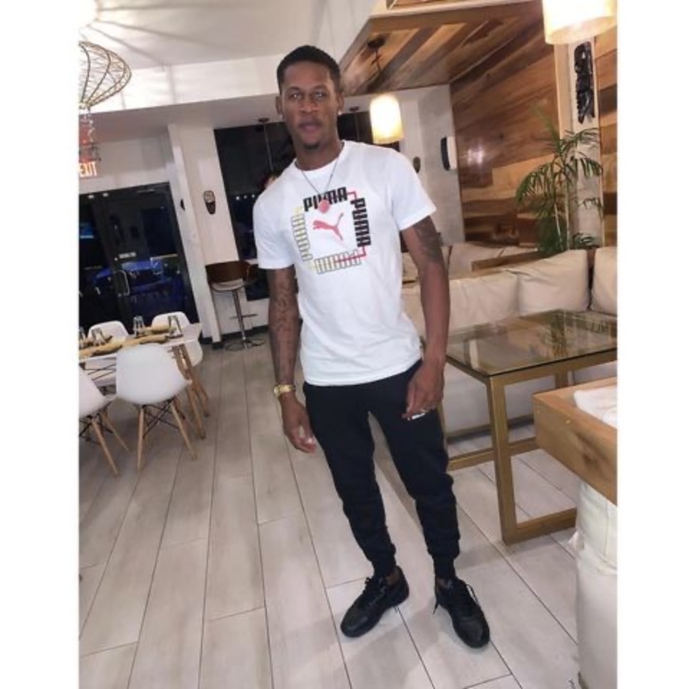 Meet your Posher, Cristdane